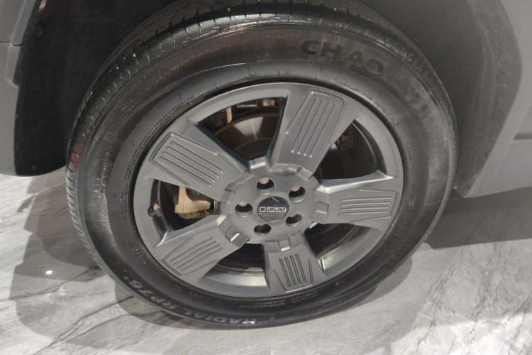 Used iCAR 03 2024 501km Two-Wheel Drive Long-Range Version Right Rear Wheel Hub