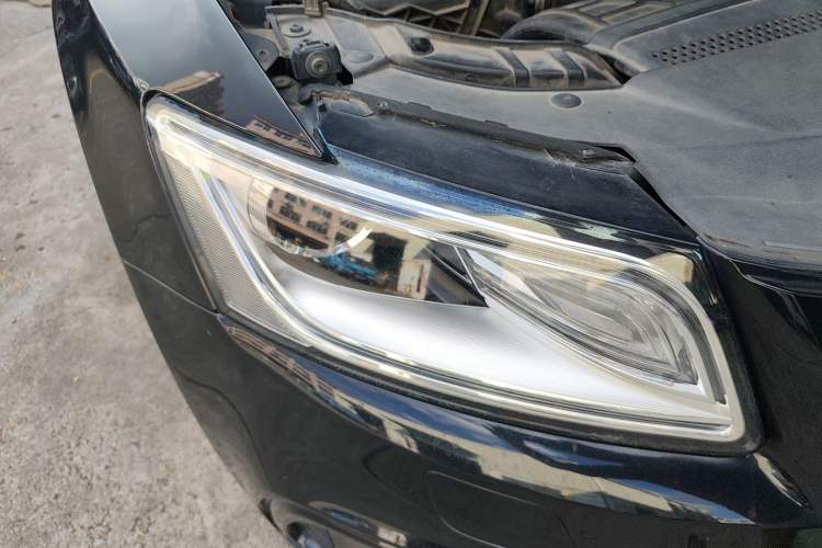 Used Audi Q5 2018 Collector's Edition 40 TFSI Technology Model
