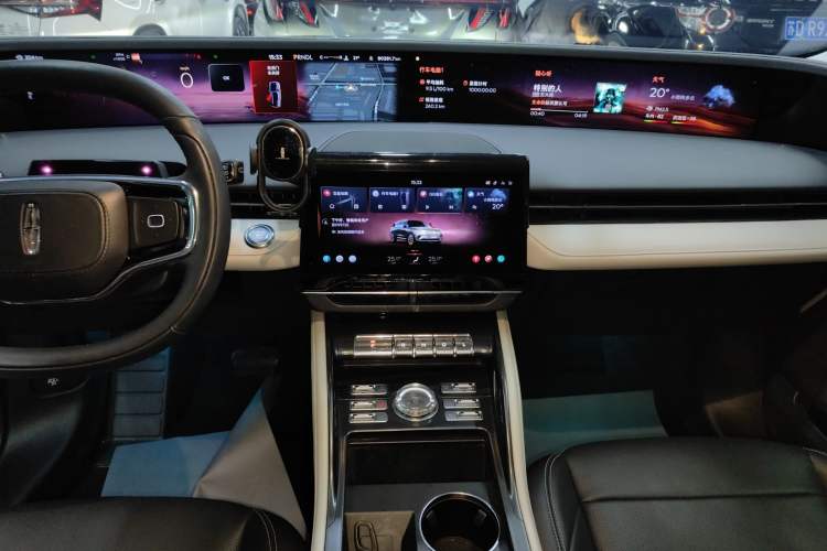 Used Lincoln Nautilus 2023 2.0T All-Wheel-Drive Luxury Edition
