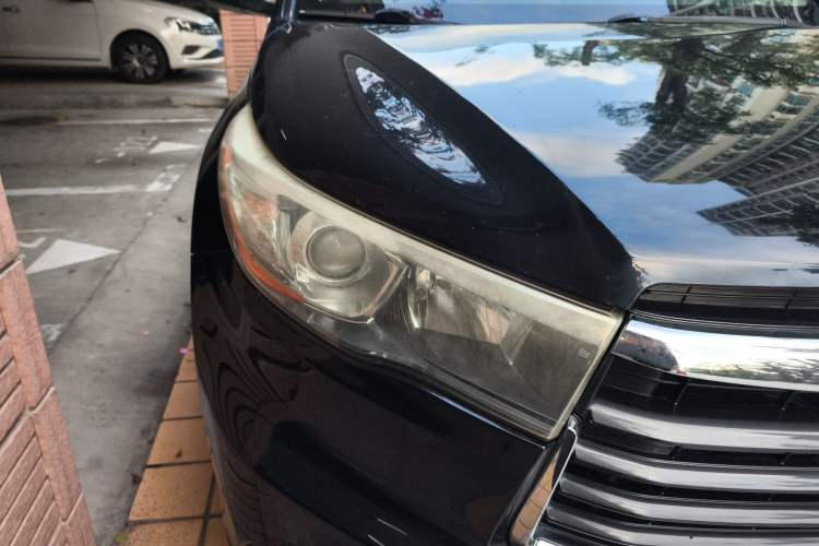 Used Toyota Highlander 2015 2.0T Two-Wheel Drive Luxury Edition 7 Seats
