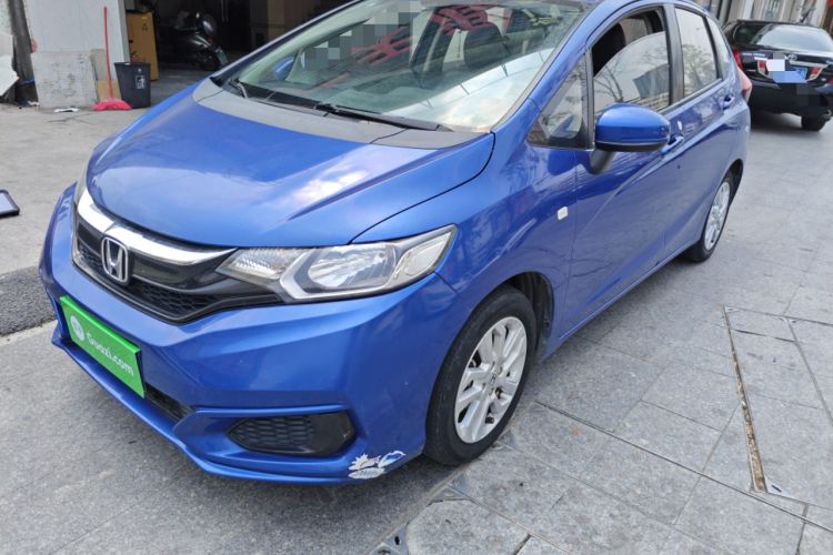 Used Honda Fit 2018 1.5L CVT Comfort Sunroof Version