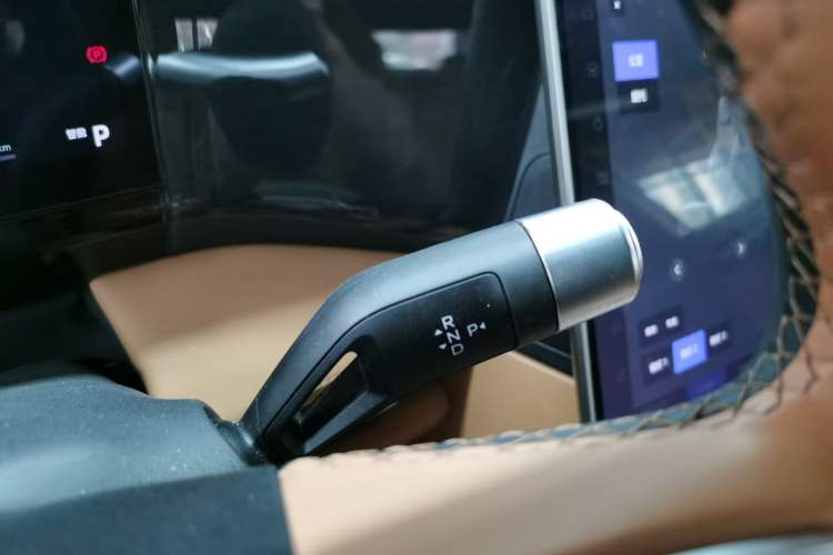 Used Geely Galaxy L7 2025 EM-i 115km Exploration+ Edition
