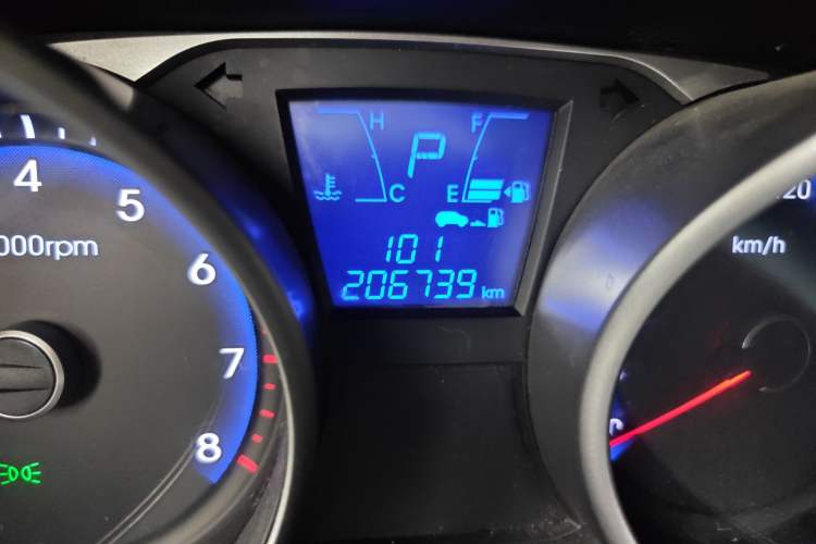 Used Hyundai ix35 2013 2.0L Automatic Two-Wheel Drive Smart GLS China IV Standard
