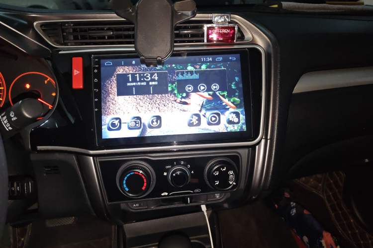 Used Honda Greiz 2016 1.5L CVT Classic Edition Audio And AC Panel