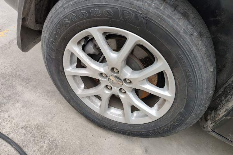 Used Jeep Cherokee 2016 2.4L Professional Edition
