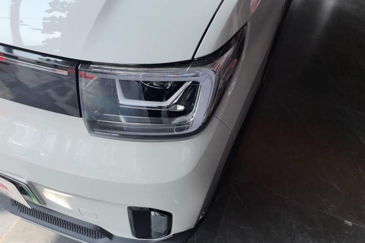 Used Wuling Hongguang MINIEV 2022 GAMEBOY 200km Gaming Edition with Lithium Iron Phosphate Left Front Headlight