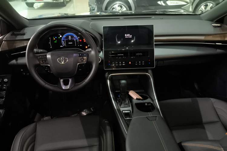 Used Toyota Avalon 2024 Dual-Motor 2.0L Premium Edition