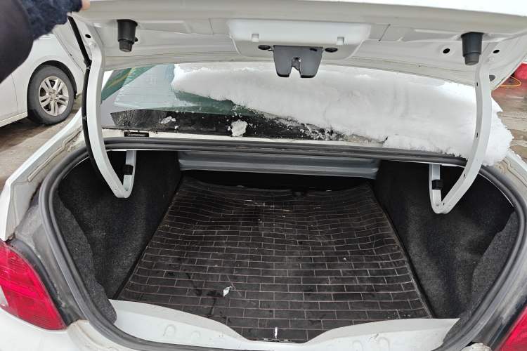 Used Peugeot 301 2014 1.6L Manual Comfort Edition