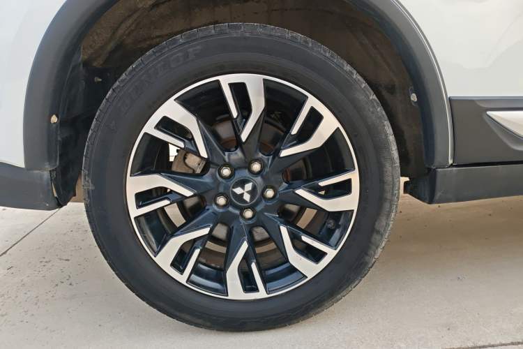 Used Mitsubishi Outlander 2020 2.0L Two-Wheel Drive Comfort Edition 5 Seats