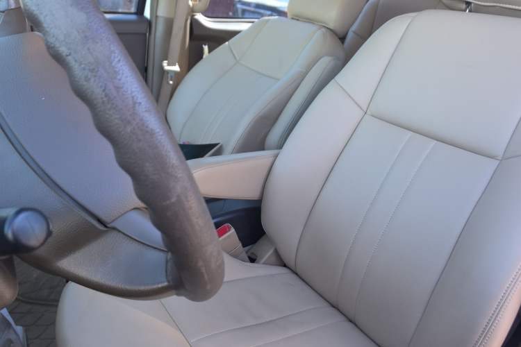 Used Buick GL8 2014 2.4L Classic Edition