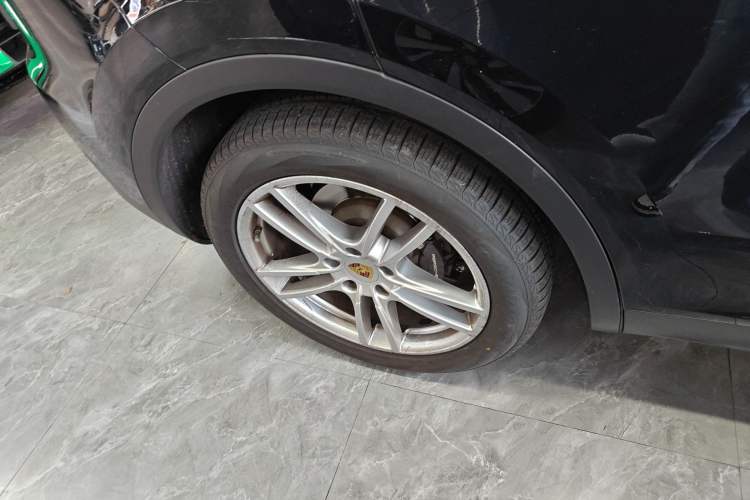 Used Porsche Cayenne 2022 Cayenne 3.0T Platinum Edition
