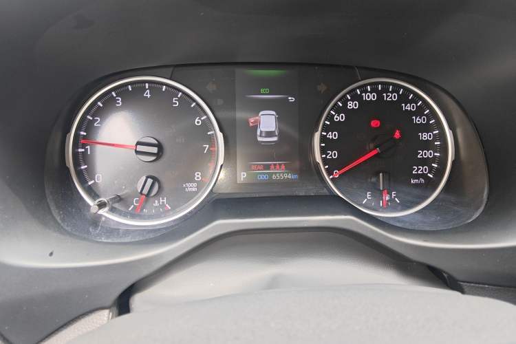 Used Toyota Wildlander 2022 2.0L CVT Two-Wheel Drive Leading Edition Odometer Close Up