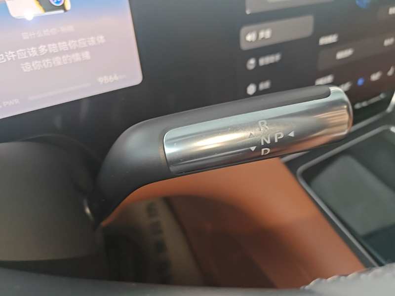 Used Hima AITO M8 2025 Extended-Range Ultra Version 53.4 kWh 6-Seater Edition — 13