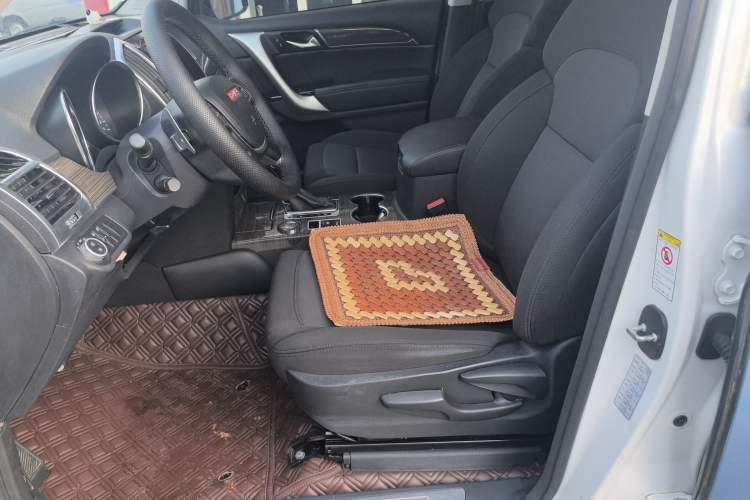 Used Haval H9 2015 2.0T Four-Wheel Drive Standard Model 7 Seats Left Front Seat