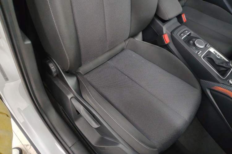 Used Audi Q2L 2018 35 TFSI Launch Exclusive Edition China V