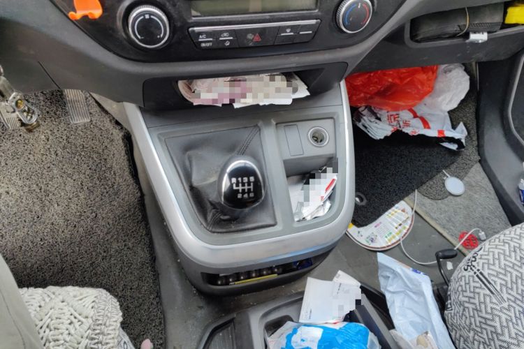 Used Jinbei Hiace King 2021 2.0L City Transport King Series Express Model Standard Top 6-Seater 1TZS