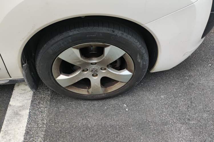 Used Peugeot 3008 2011 1.6T Luxury Model
