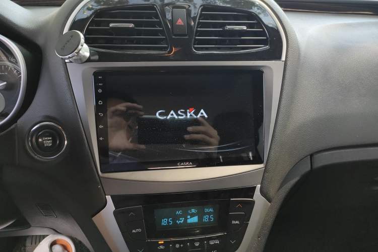 Used GAC Trumpchi GS5 Super 2015 1.8T Automatic Two-Wheel Drive Luxury Edition