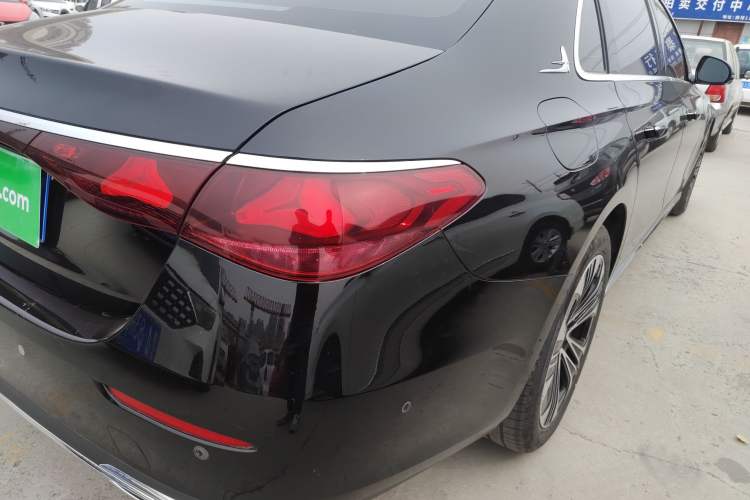 Used Mercedes-Benz E-Class 2025 Facelift E 300 L Luxury Edition
