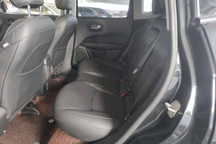 Used Jeep Compass 2020 220T Automatic Four-Wheel Drive Elite Edition Left Rear Seat