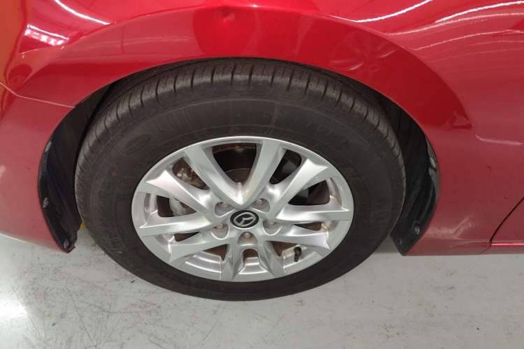 Used Mazda 3 Axela 2017 Hatchback 1.5L Automatic Luxury Model Emission Standard China V