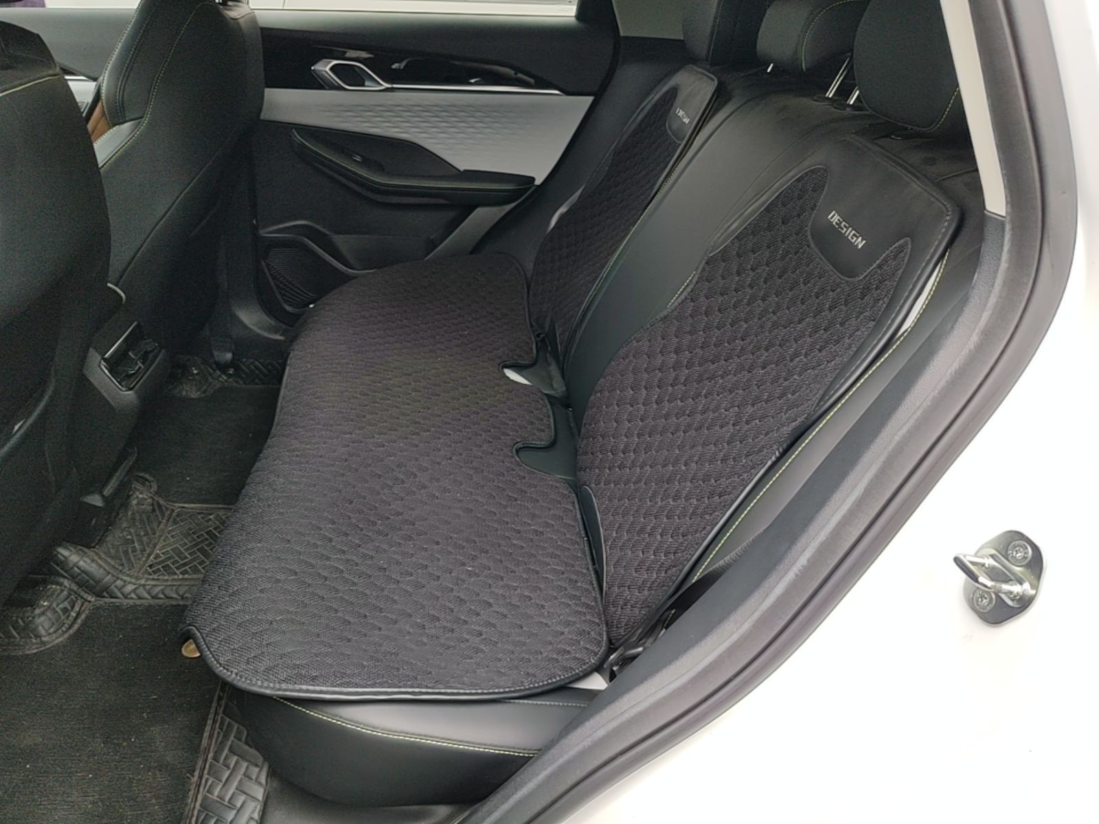 Geely Auto Coolray 2023 Bin Yue COOL 1.5TD DCT Champion Edition — снимка 20