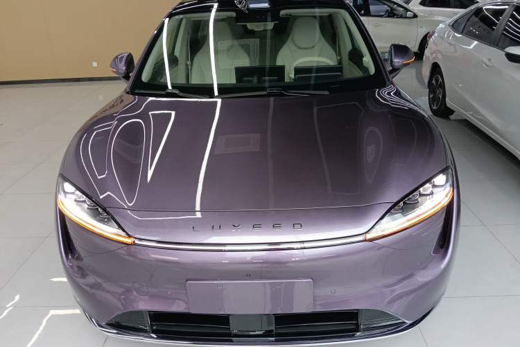 Used Hima Luxeed R7 2025 Extended-Range 331km Ultra Front