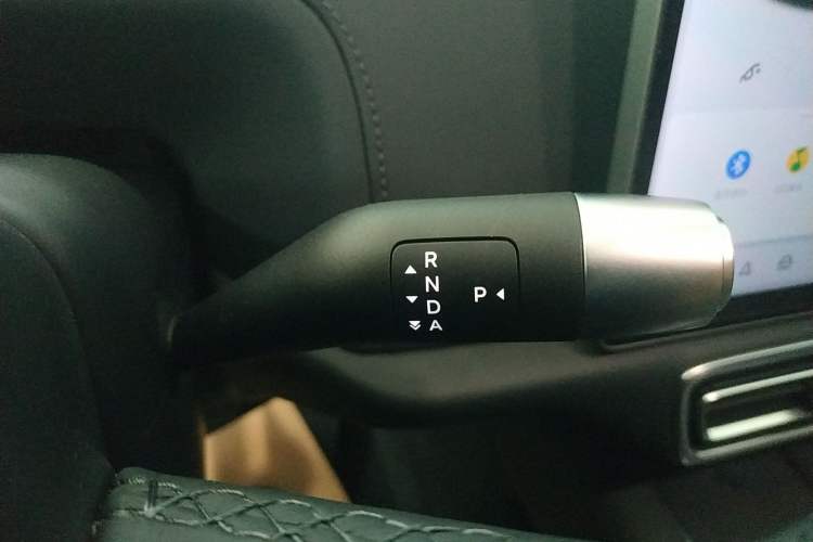 Used Li Auto L8 2023 Pro Model Gear Lever