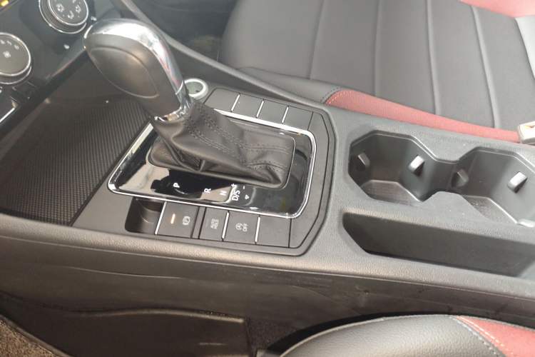 Used Volkswagen Bora 2019 Revised Version 1.5L Automatic Comfort Edition China V Standard Gear Lever