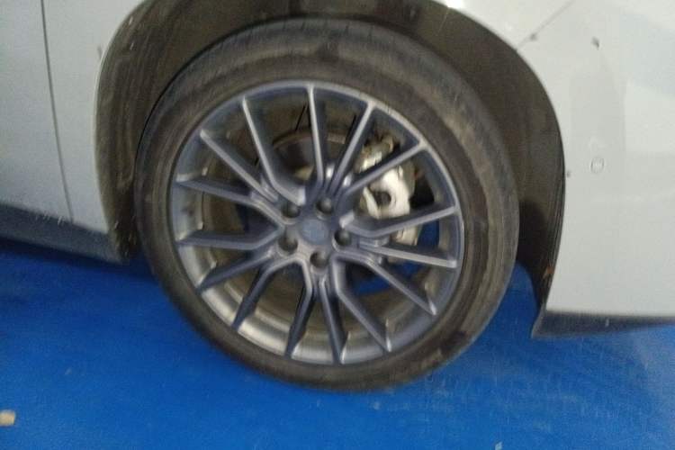 Used Leapmotor C10 2024 210 Smart Edition Right Front Wheel Hub