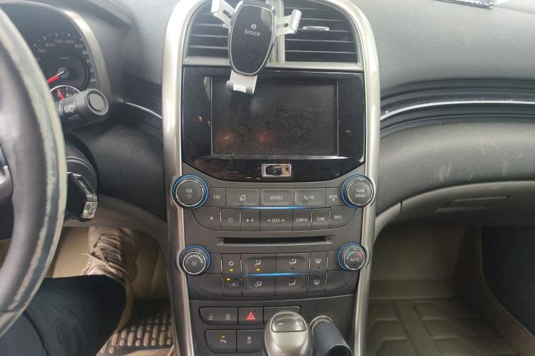 Used Chevrolet Malibu 2014 2.0L Automatic Luxury Edition