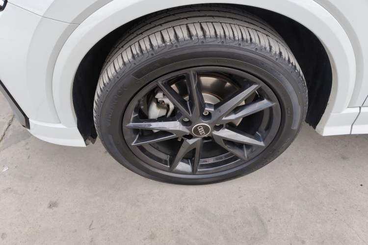 Used Audi Q2L 2023 35TFSI Progressive Dynamic Edition