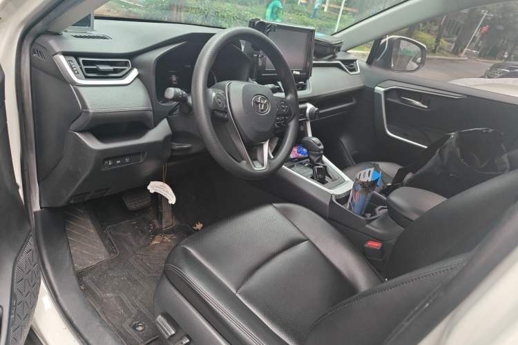 Used Toyota RAV4 2020 2.0L CVT 4x4 Trend Edition
