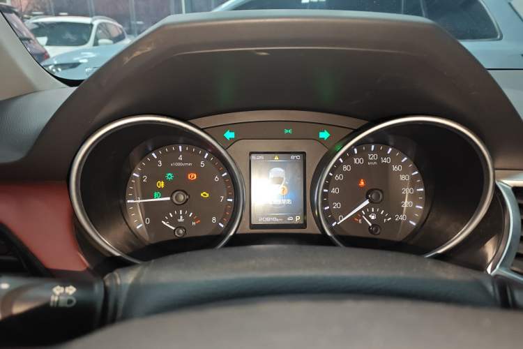 Used Haval H6 Coupe 2019 1.5T Automatic Two-Wheel Drive Luxury Smart Connectivity Version China VI Standard
