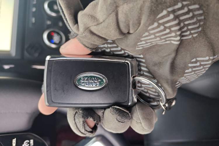 Used Land Rover Discovery 2020 3.0 SC V6 SE