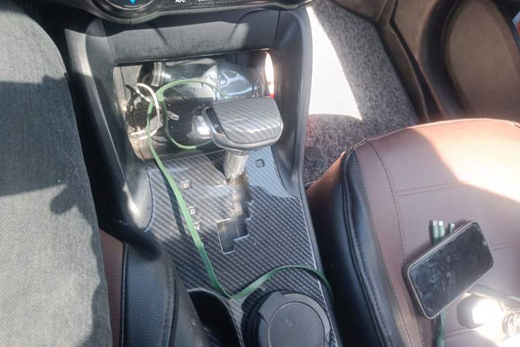 Used Hyundai ix35 2015 2.0L Automatic 2WD Smart Type China IV