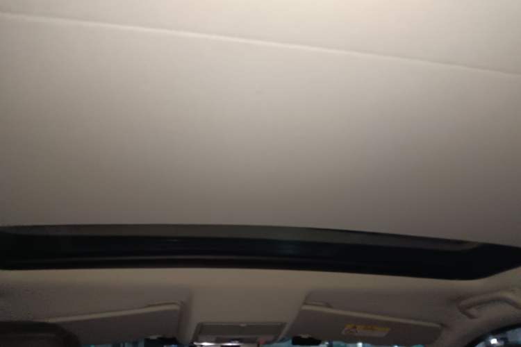 Used Land Rover Discovery Sport 2017 2.0T SE
