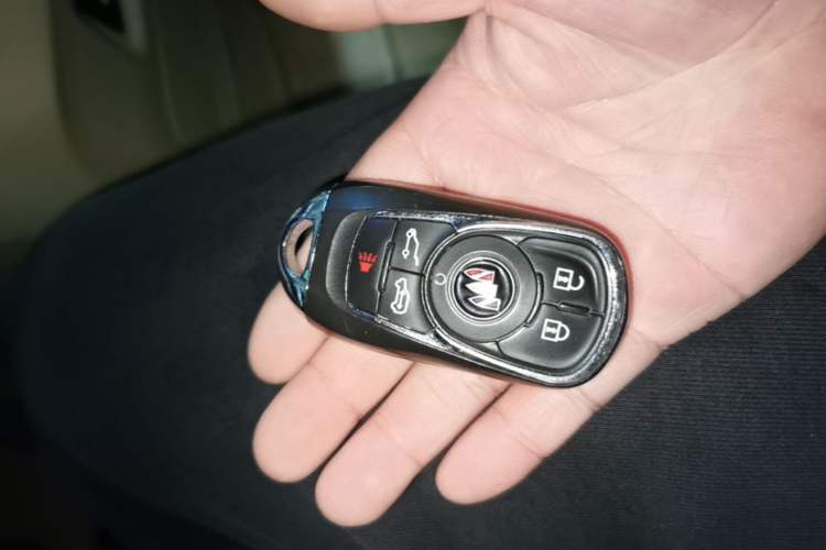 Used Buick GL8 2023 Land Business Class Smart Deluxe Model
