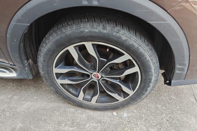 Used Roewe RX5 2018 20T Two-Wheel Drive Automatic Internet Smart Luxury Edition
