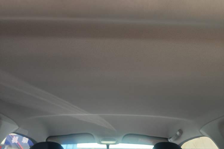 Used Chery QQ Little Ant 2022 Sweet Pink Edition Half-Sugar Version Lithium Iron Phosphate 29.2 kWh 30 kW 301 km Headliner