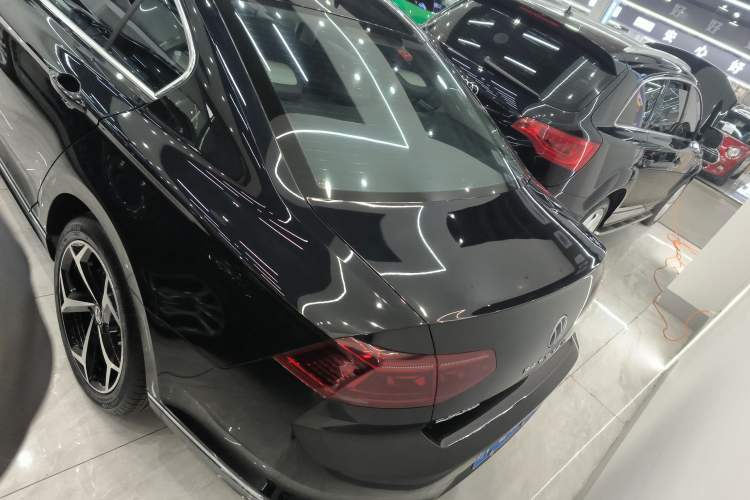 Used Volkswagen Magotan 2023 2 Million Units Commemorative Edition 330TSI DSG Luxury Version
