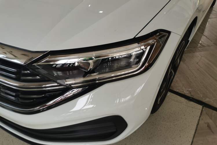 Used Volkswagen Sagitar 2025 300TSI DSG Flyover Edition Left Front Headlight