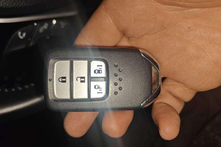 Used Honda Elysion 2019 2.0L Hybrid Luxury Edition