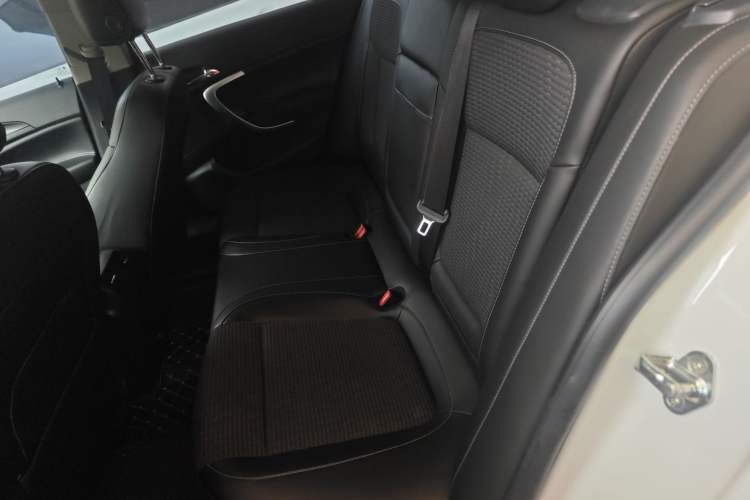 Used Buick Regal 2015 1.6T Leading Technology Model
