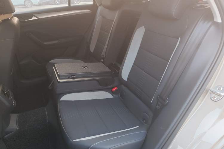 Used Volkswagen T-ROC 2020 230TSI DSG Two-Wheel Drive Advanced Version