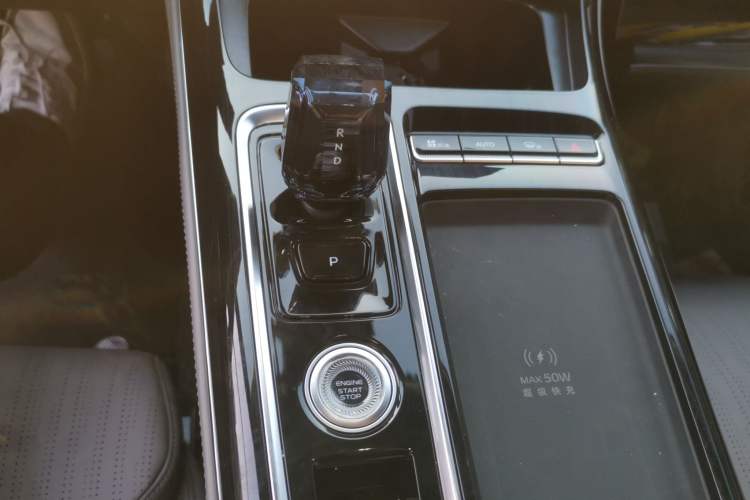 Used Geely Auto FX11 2025 4th Generation 1.5TD DCT Jinxiu
