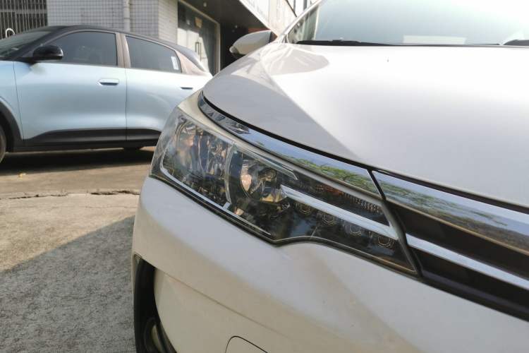 Used Toyota Corolla 2017 Revised Version 1.2T S-CVT GL-i