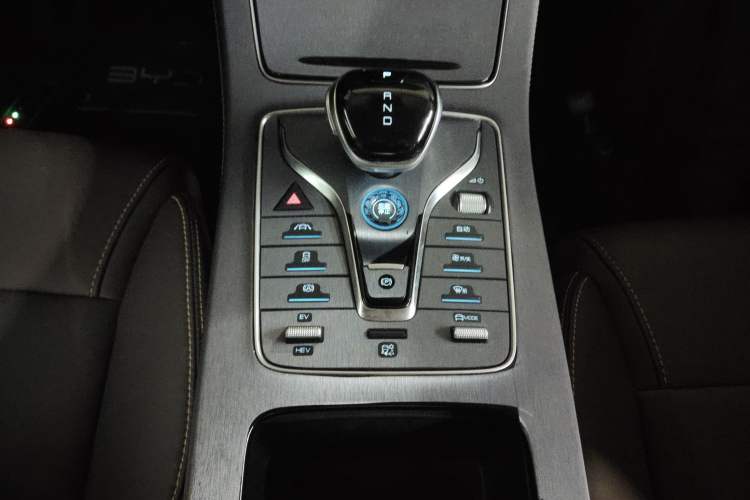 Used BYD Song MAX New Energy 2022 DM-i 105KM Executive Edition