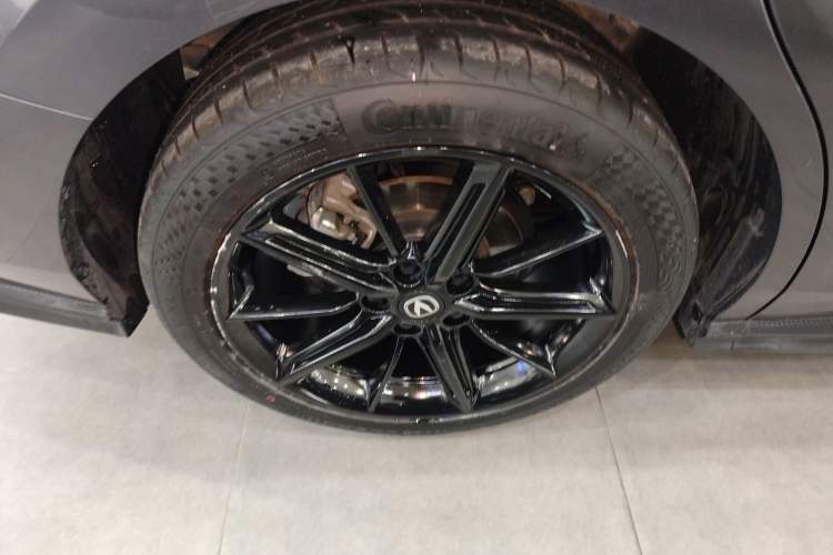 Used Changan UNI-V 2023 1.5T Prestige Model