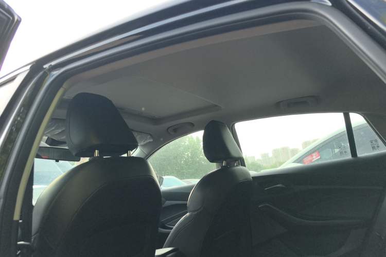 Used MG 5 2021 180 DVVT Manual Youth Luxury Edition